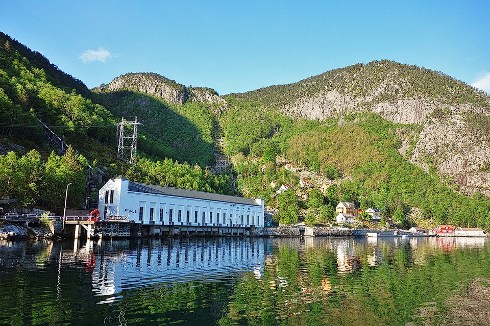 Utsikt over Flørli og trappene