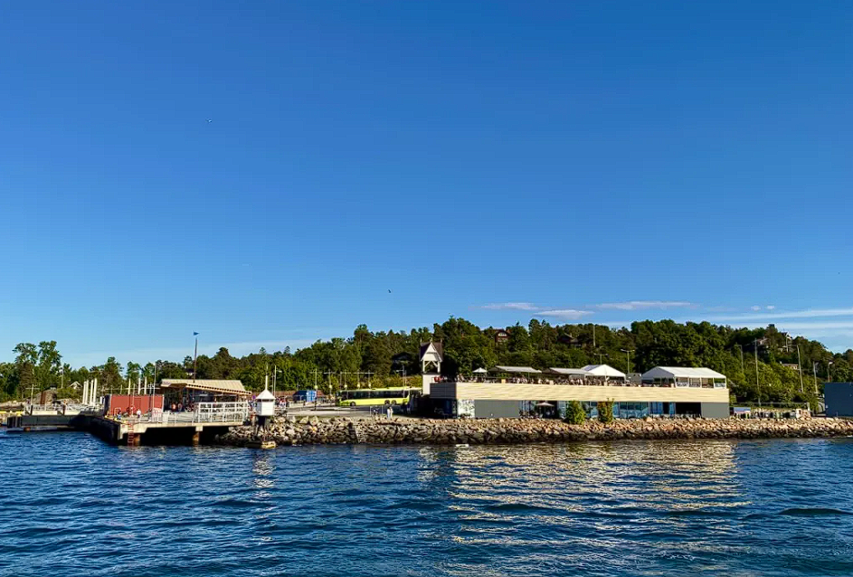 Silhuett av Nesoddtangen-halvøya